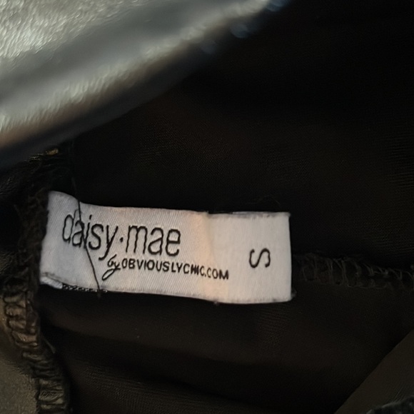 Faux leather leggings - Picture 3 of 6